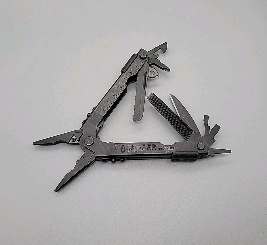 Gerber Multiplier MP600 Multi-Tool – Black – Needle Nose Carbide Cutter Pliers