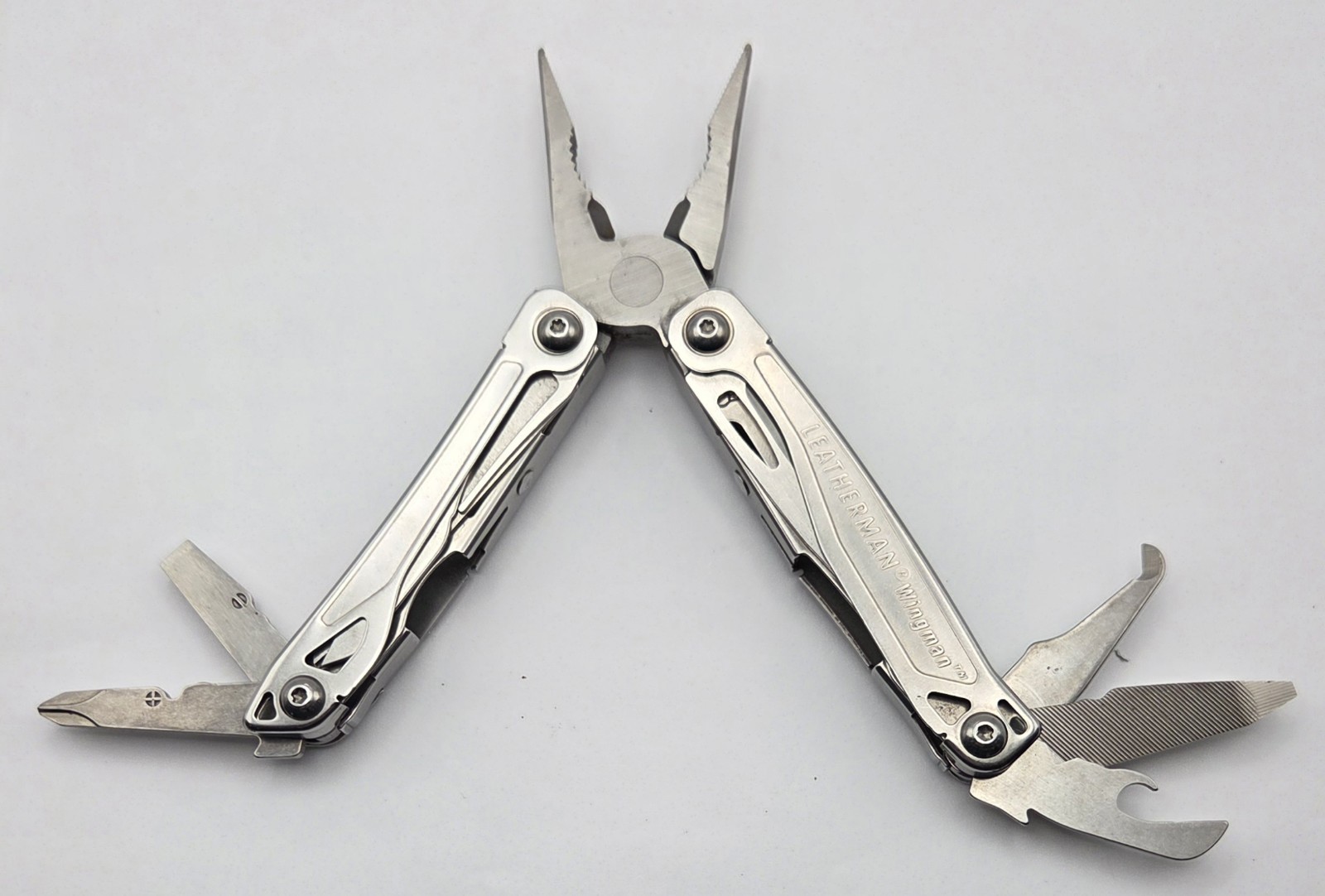 Leatherman Wingman Multi Tool Stainless Steel Made in USA Silver w/ Clip L4