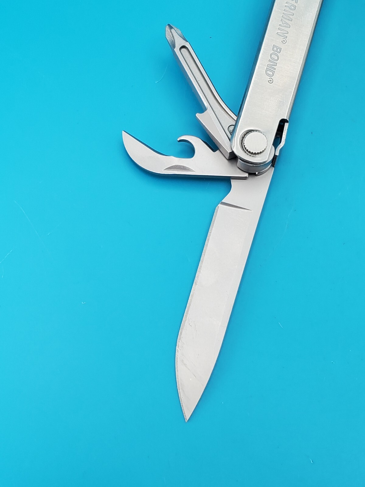 LEATHERMAN Bond Multitool, Stainless Steel Everyday Tool!