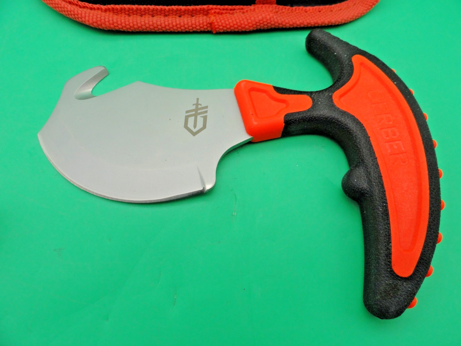GERBER FISKARS 33-011623 SKINNING KNIFE