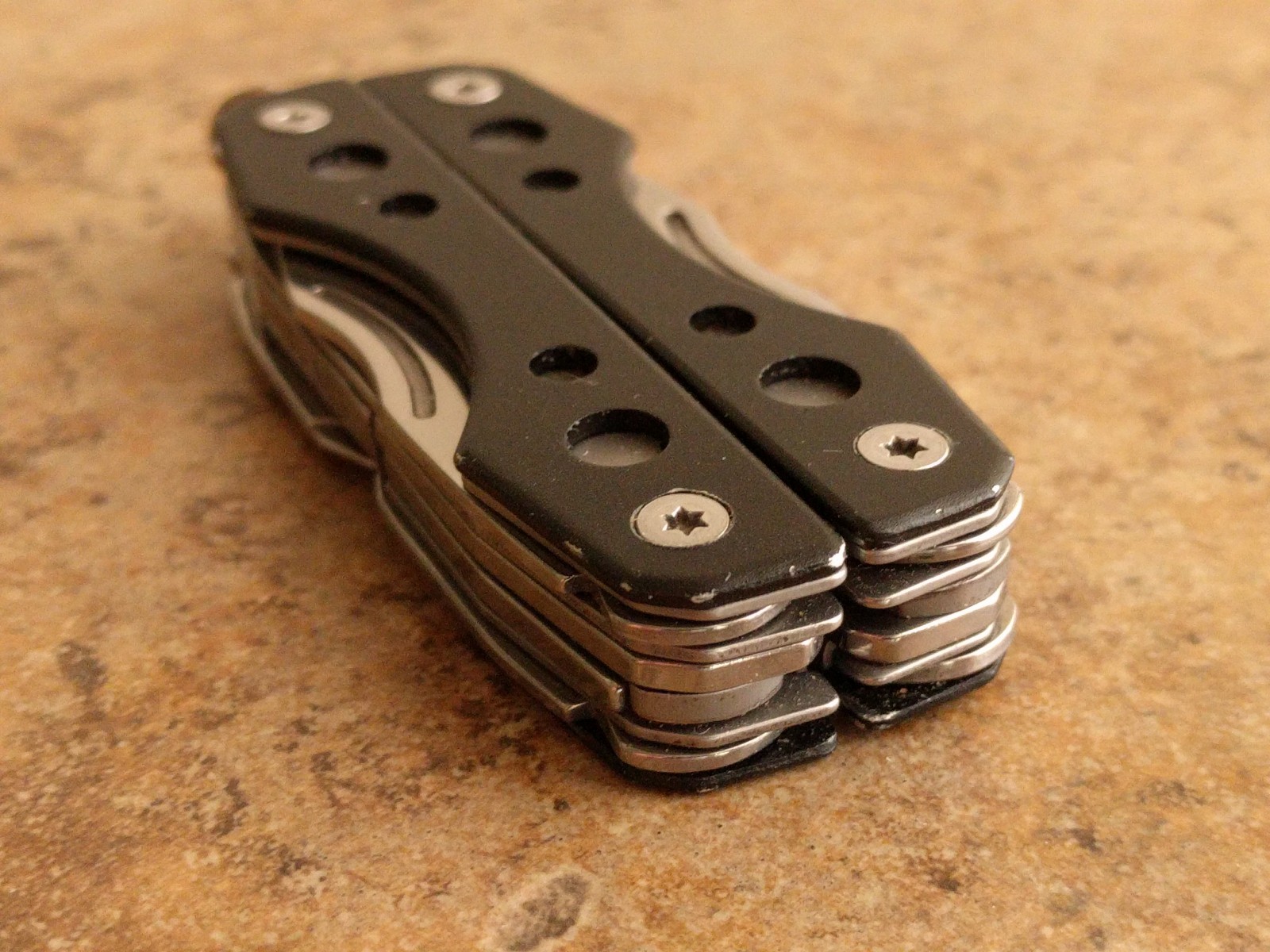 Gerber Clutch Mini Multi Tool Pliers Black
