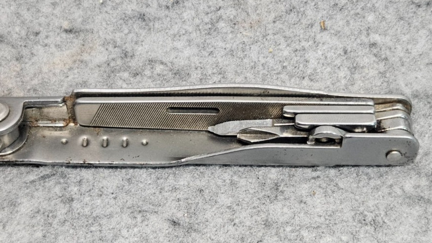 BUCK KNIVES -BUCKLITE NO. 355 Multi Tool Plier Screwdrivers File USA made