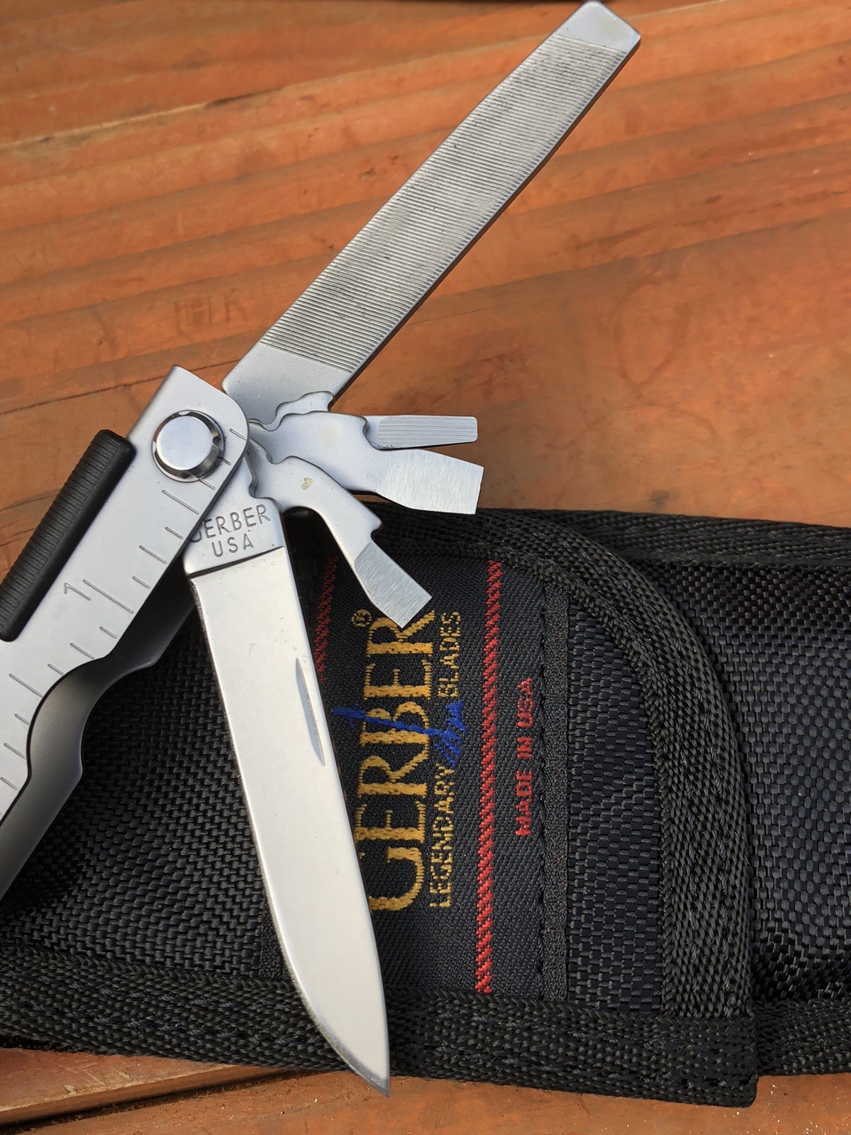 GERBER USA 07530 Multi-Lock Needlenose Plier Multi-Tool w/ Sheath. New Old Stock