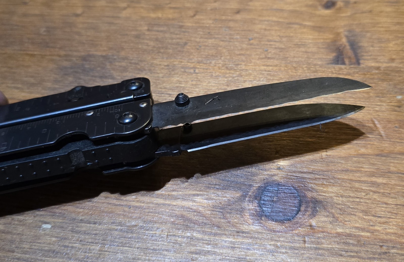 SOG PowerAssist Multi-Tool Pliers Pocket Knife Tools -Used
