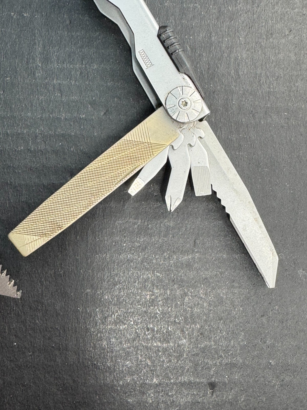 Gerber Diesel Multi Plier Multi-Tool Stainless Screwdriver Scissors Knife
