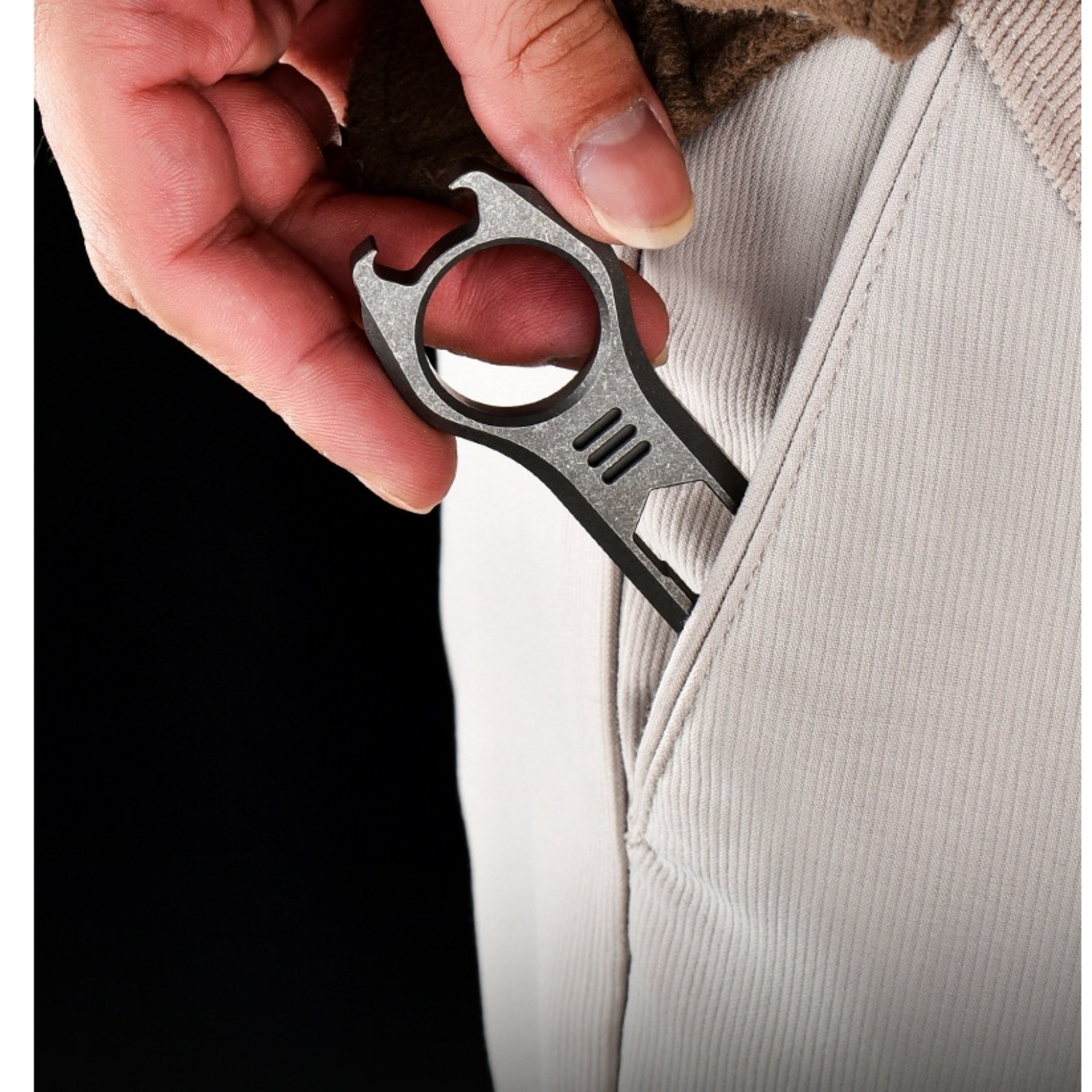 Titanium Alloy EDC Pry Bar Multi-Tool Wrench Bottle Opener Keychain Waterproof