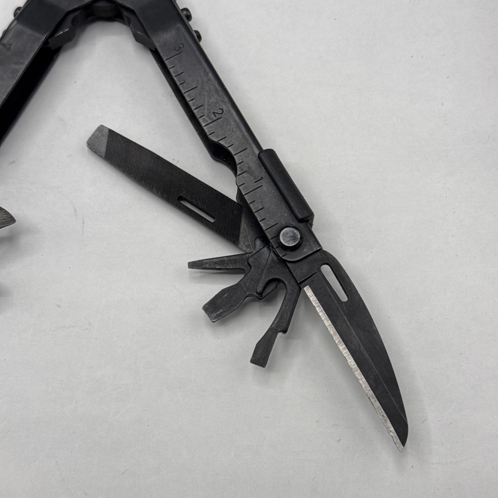 Gerber MP 600, Carbide Cutters, Needlenose – Black