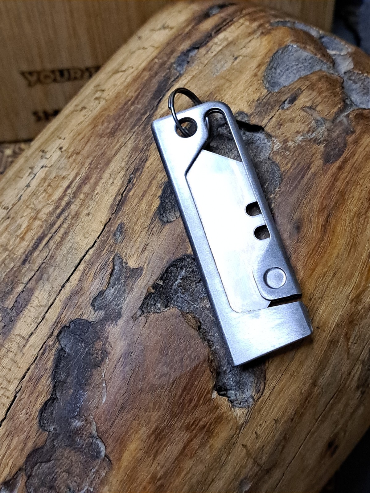Minimalist Stainless Steel Keychain Utility Knife