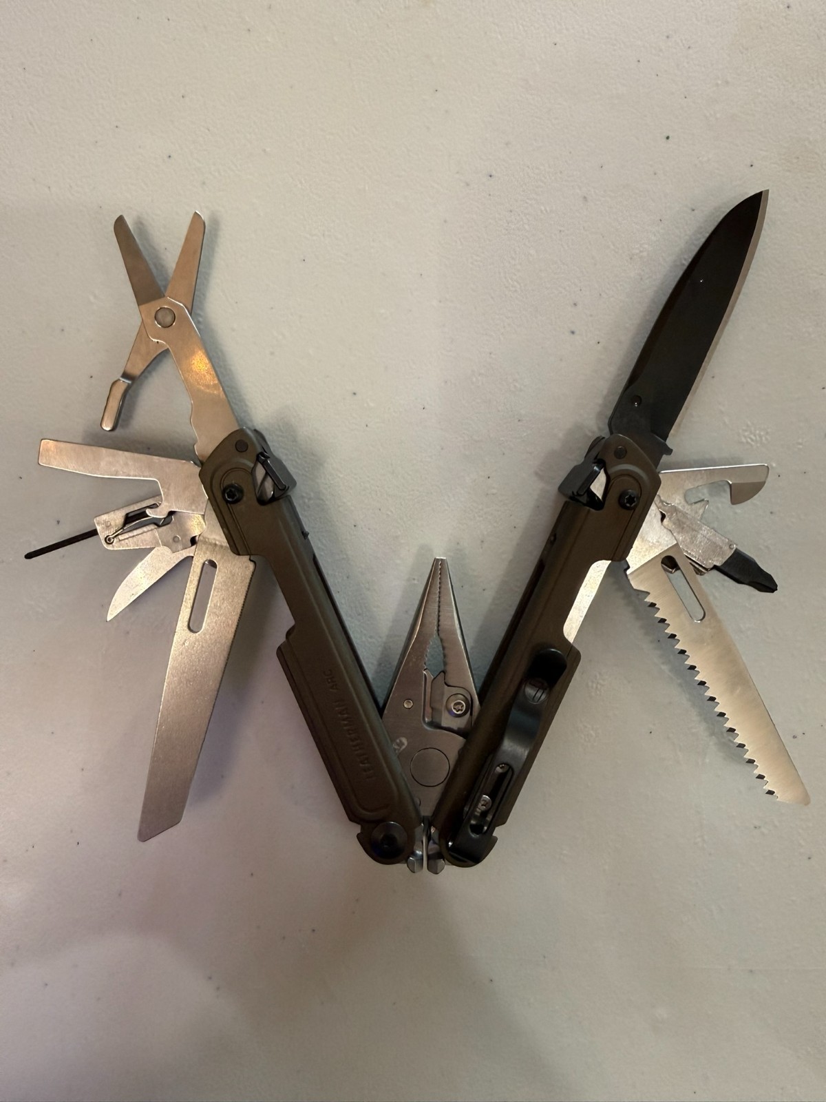 Leatherman Arc Talos Multitool Knife with Lynch NW Titanium Clip – New in Box