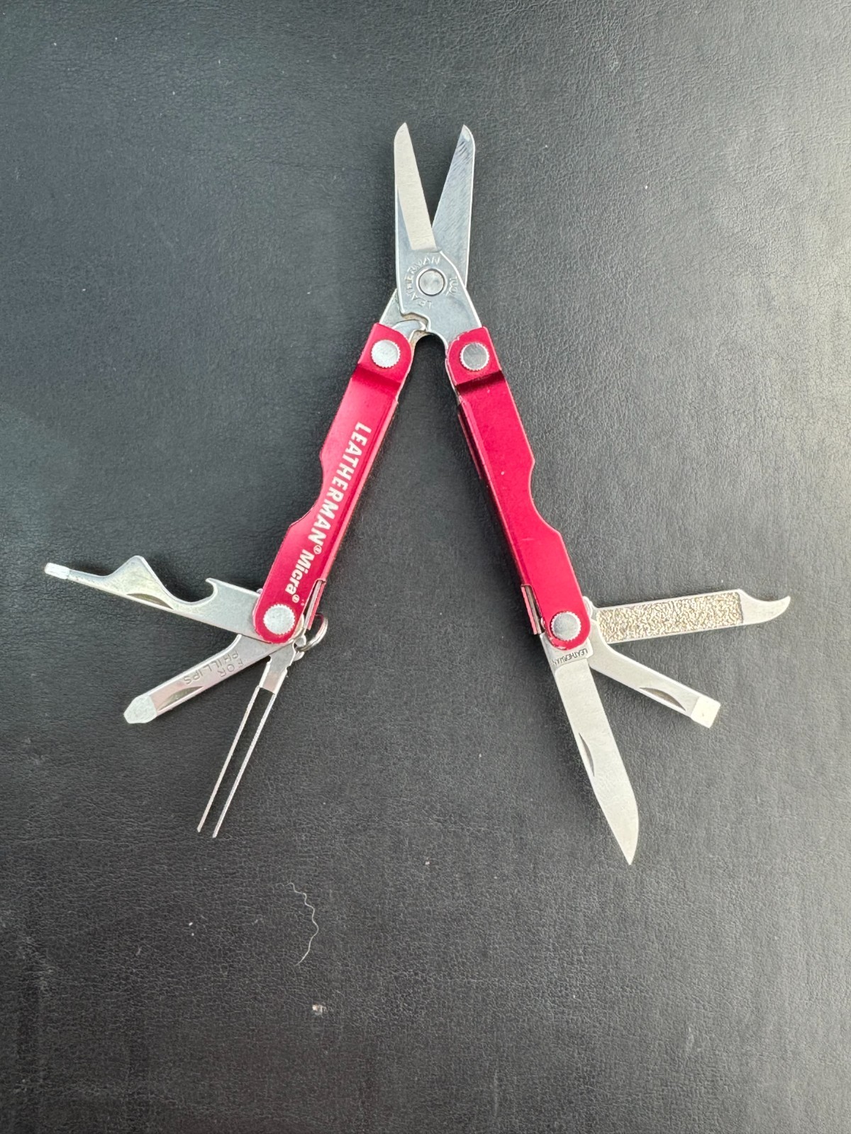 Leatherman Micra 10 in 1 Multitool Anodized Aluminum – Red