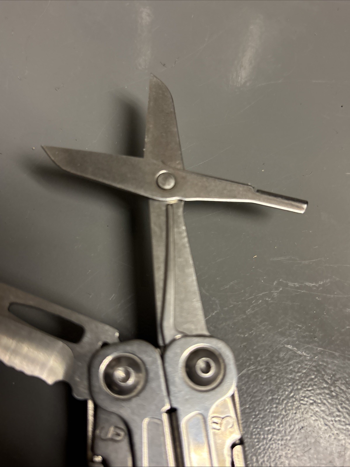 LEATHERMAN MULTI TOOL – WINGMAN