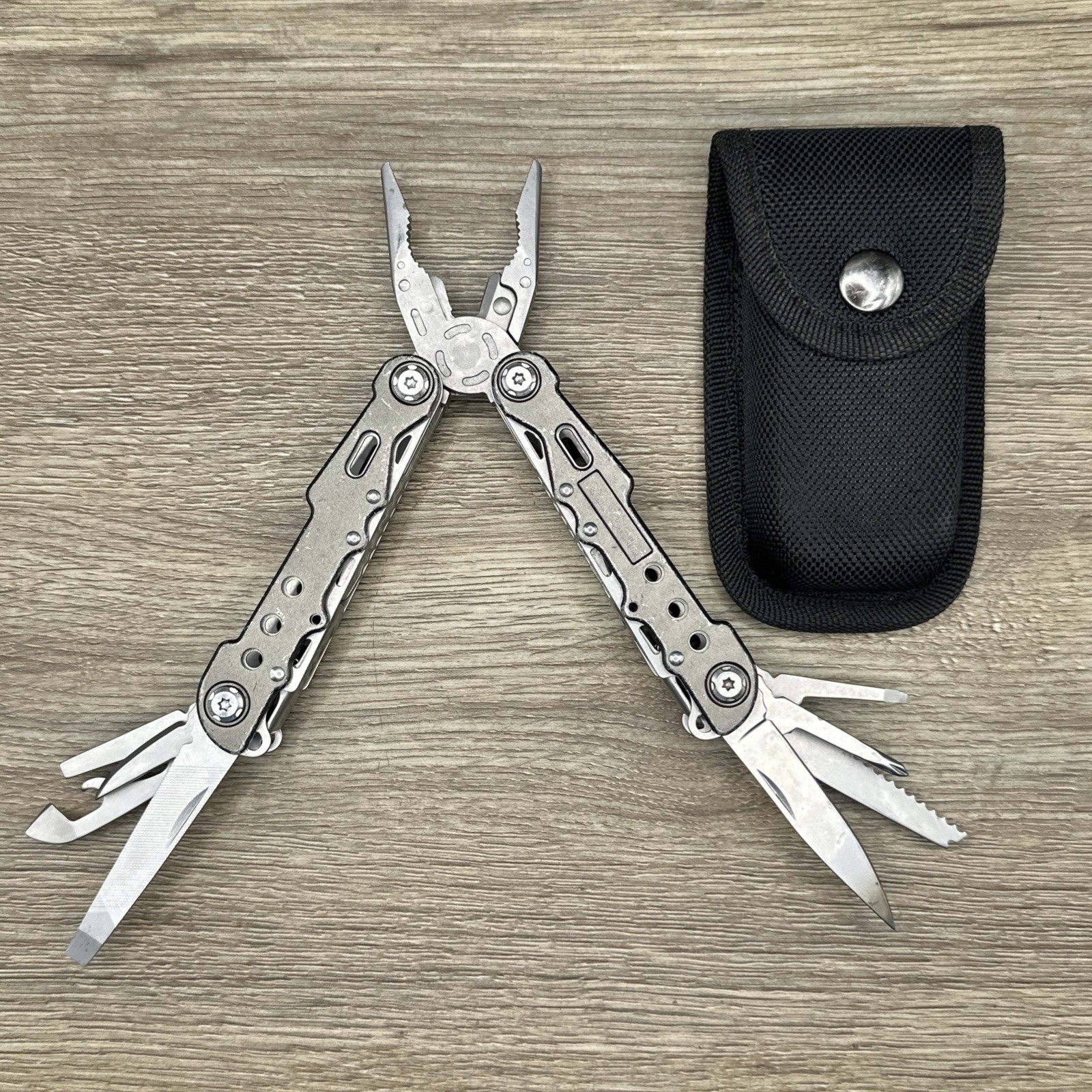 Camping & Hiking Hoffman Richter HR-100 13-In-1 Multitool Trekking Backpacking