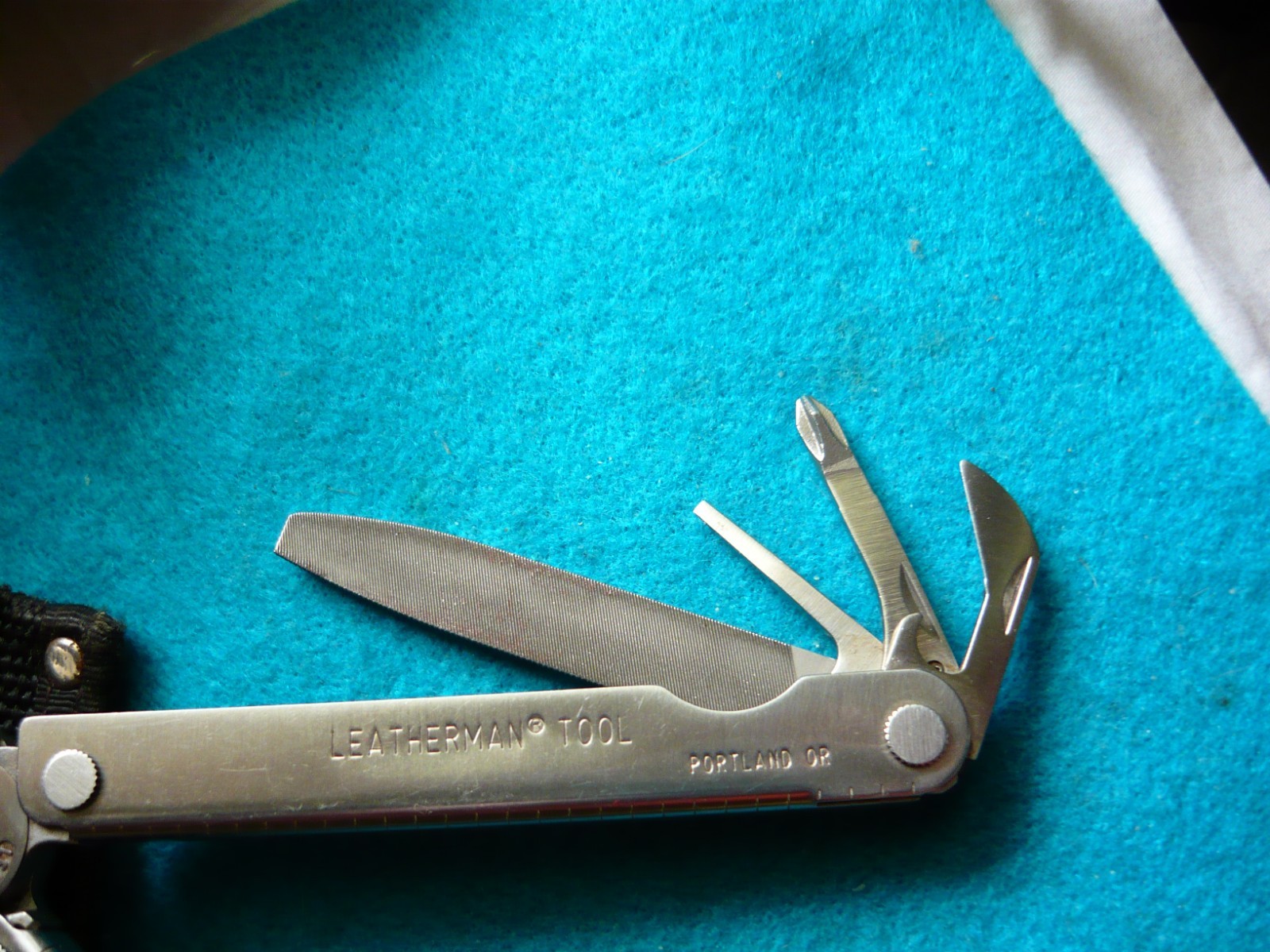 *** Original Leatherman knife Multi Tool Portland OR nylon sheath USA***0803