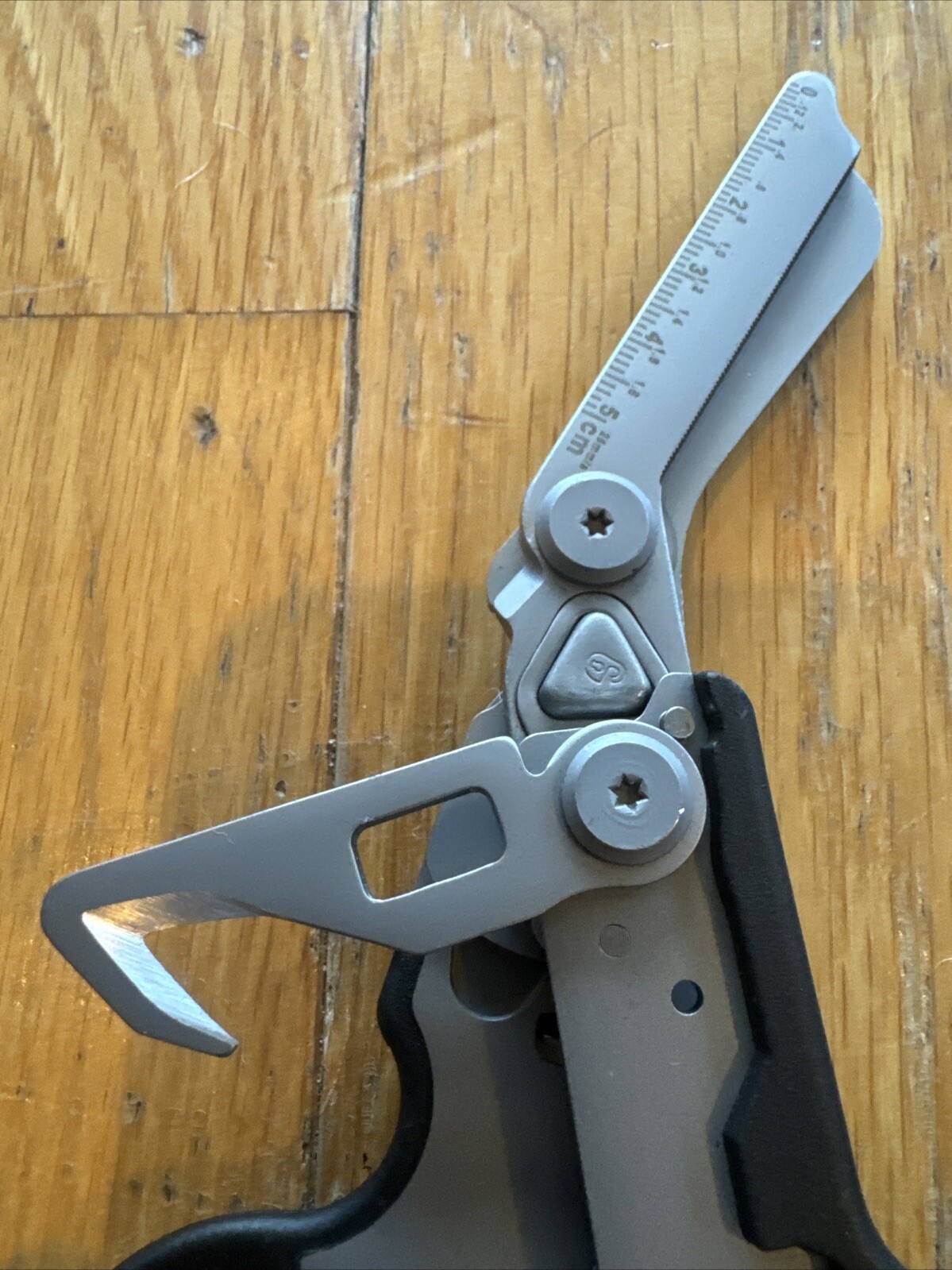 Leatherman STYLE Raptor Multi Tool Rescue Shears Black W Carry Case