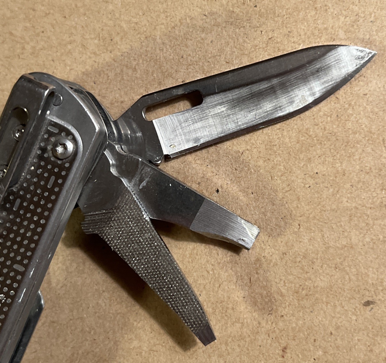 Leatherman Free T4 Stainless Discontinued