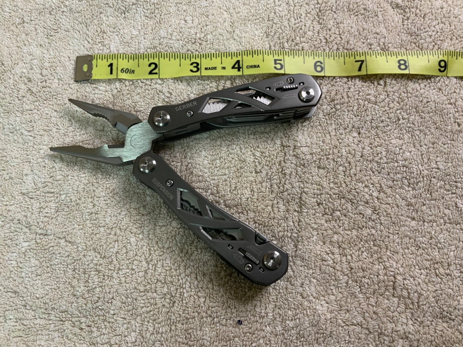 Gerber Gear Suspension 12-in-1 EDC Multi-Plier Multitool w/ Sheath