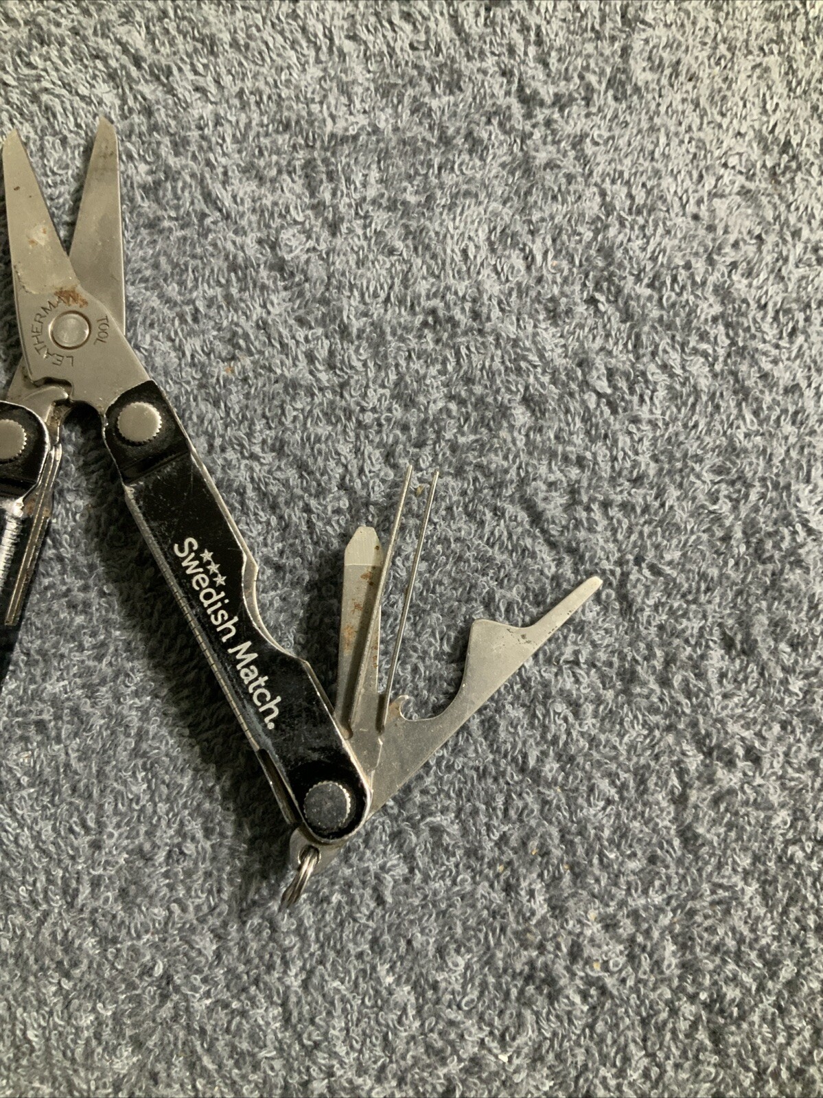 Leatherman Micra Multi-Tool Knife, Scissors- Black (E)