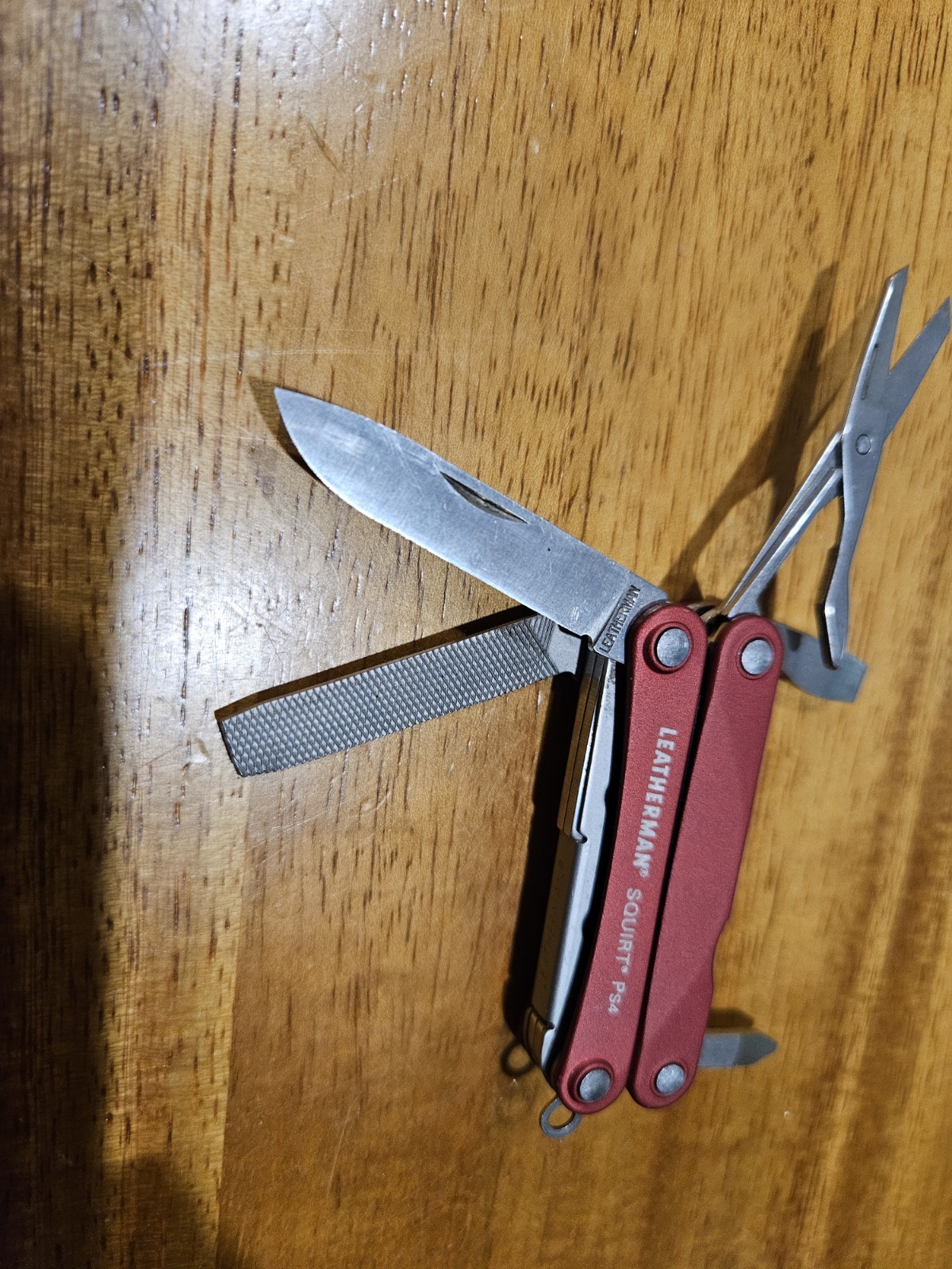 Leatherman Squirt Ps4 Red