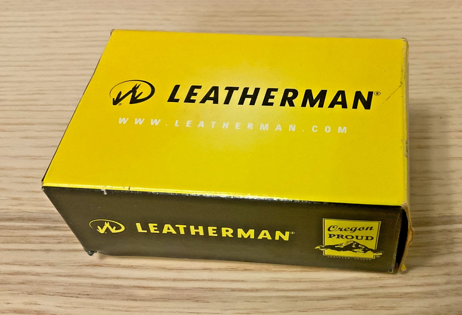 NIB Leatherman Style Rare Retired Discontinued Multi Tool Collectible – Red