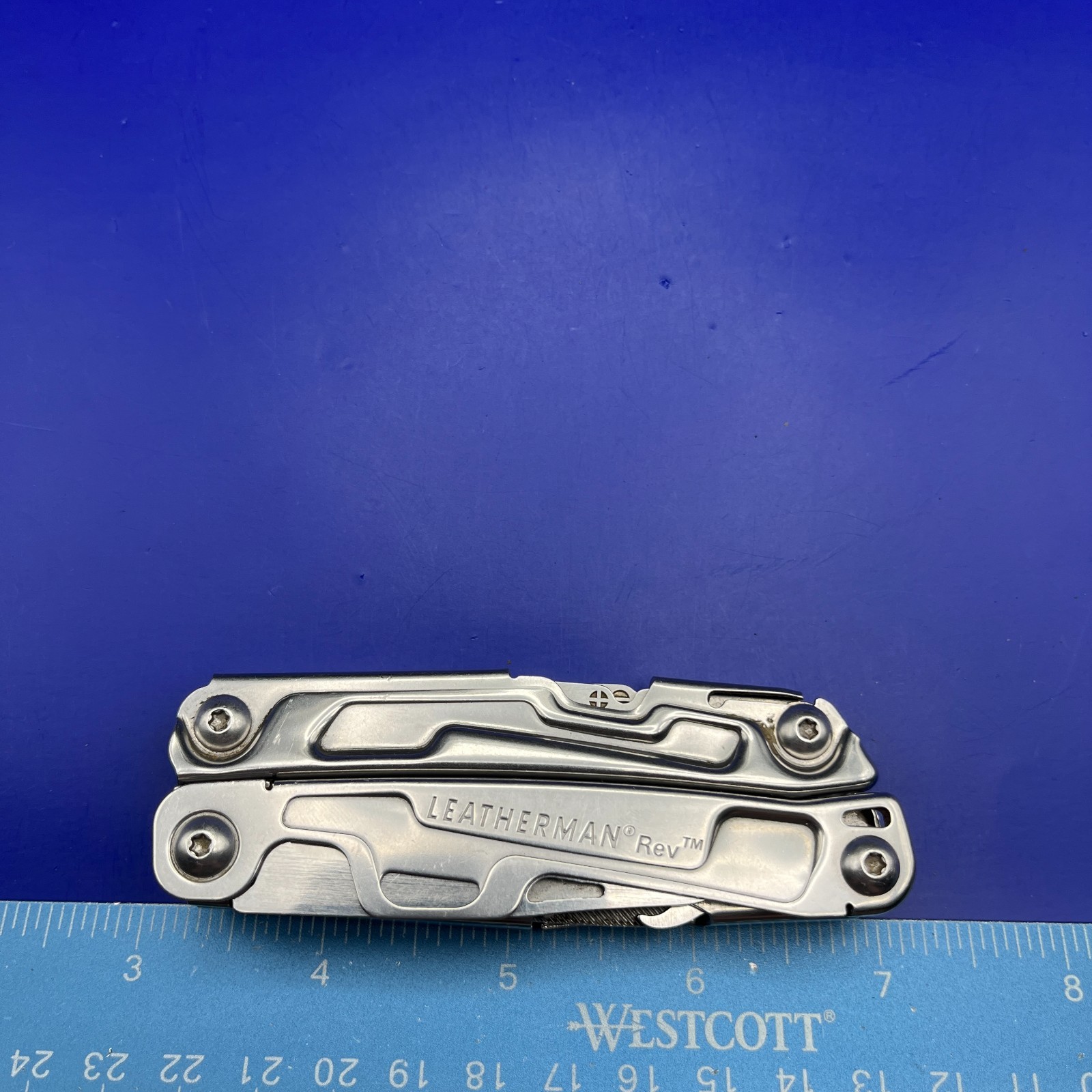 Leatherman Rev Multi Tool with Knife