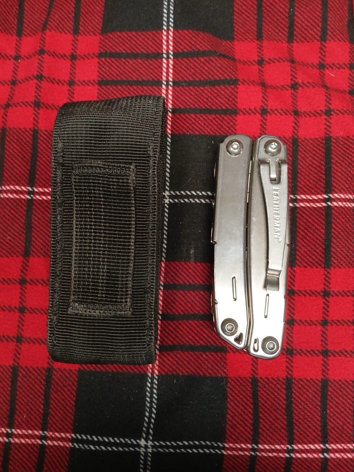 Leatherman Wingman Multi-Tool with Nylon Case