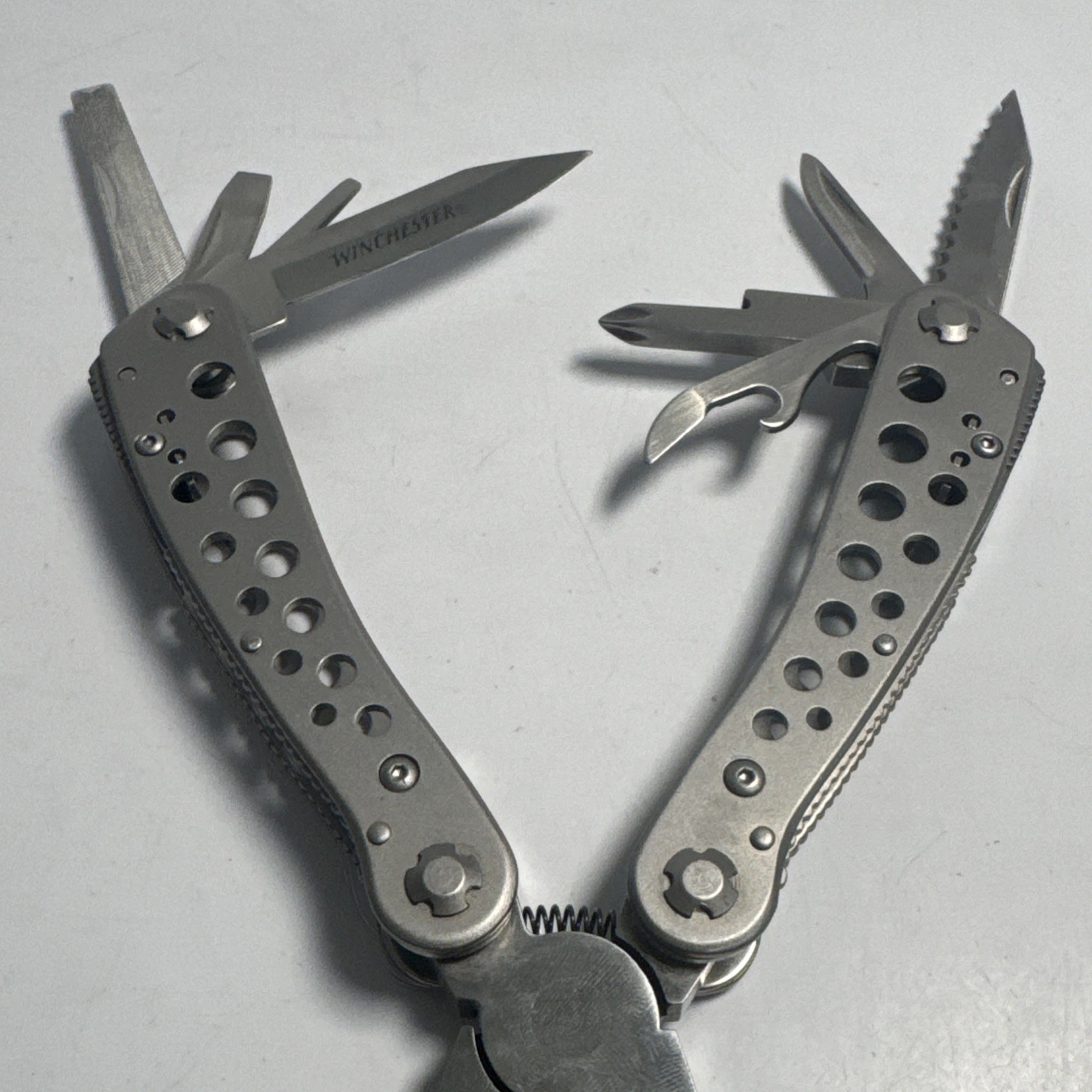 Winchester RARE Stainless Steel Multi-Tool Pocket Knife 9 N 1 + Sheath HTF Mint
