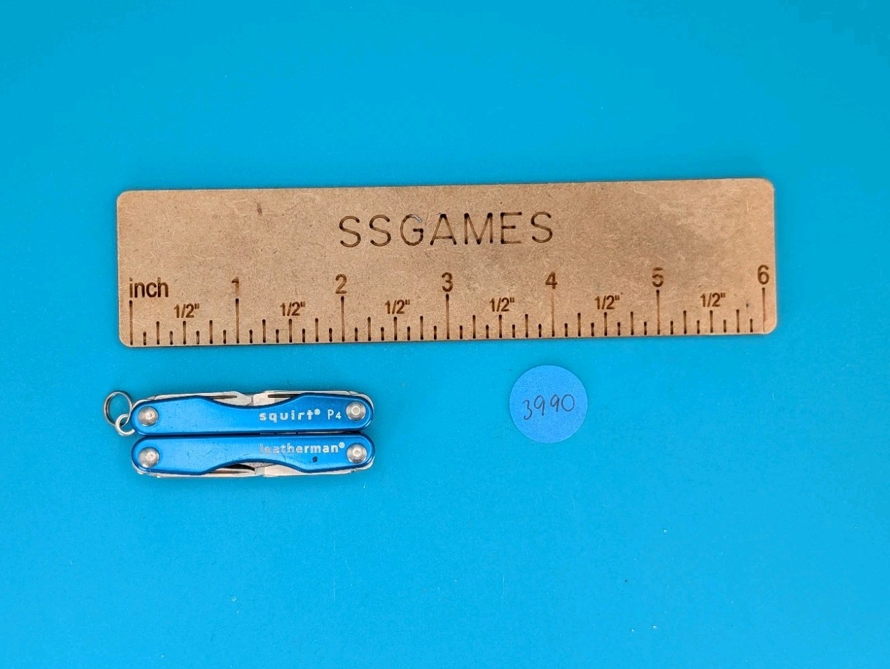 Leatherman Squirt P4 Multi-Tool, Key Ring, Retired, BLUE! *PHELPS DODGE*