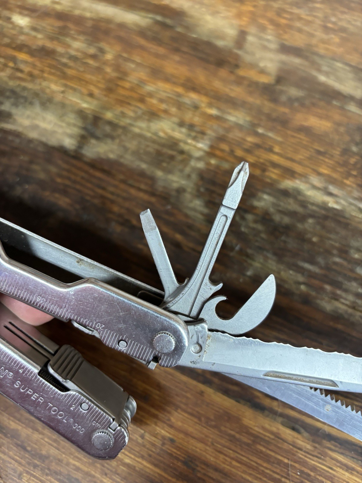 Leatherman Super Tool 300 Multi-Tool USA 01/16 in good condition