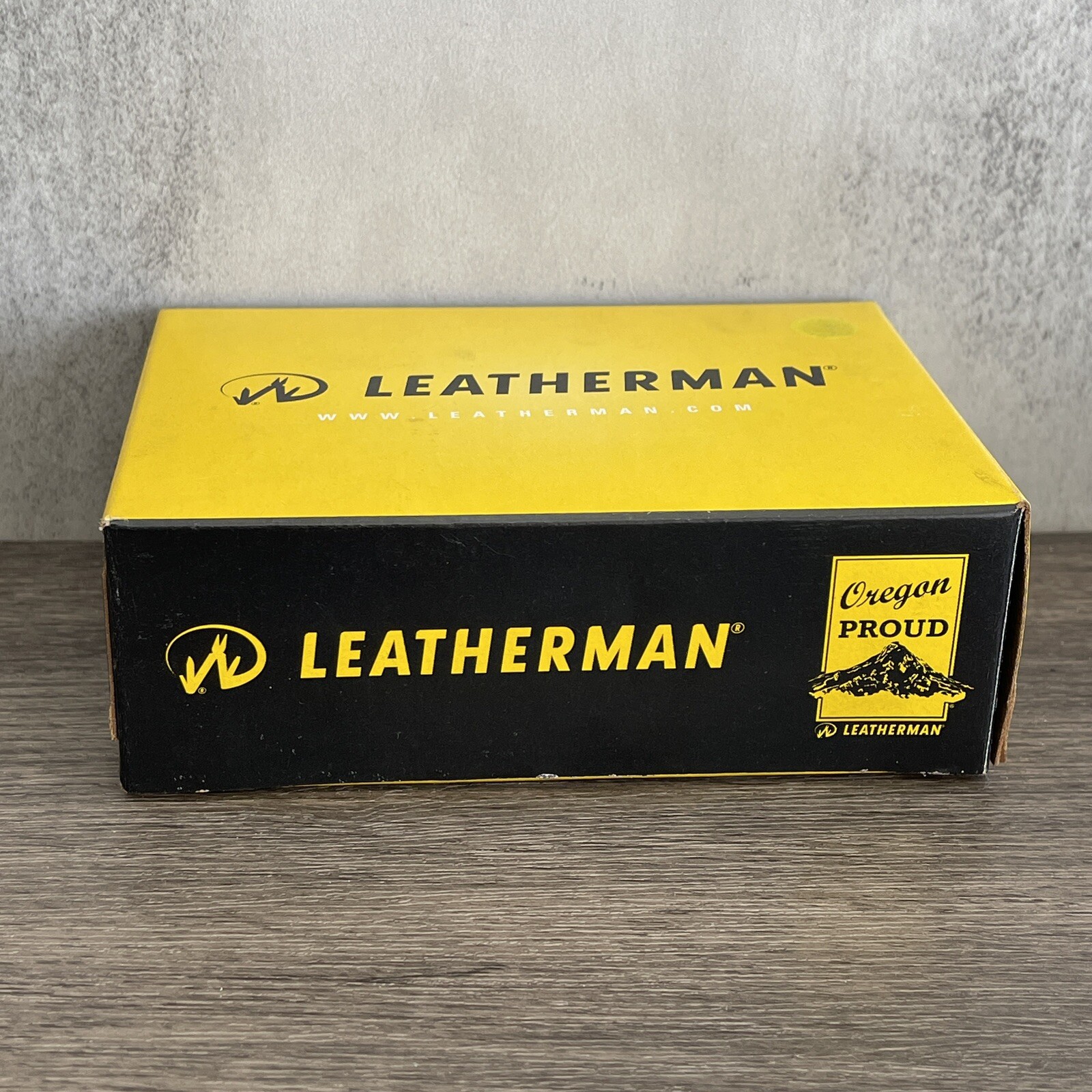 Leatherman OHT black. Rare classic vintage box.