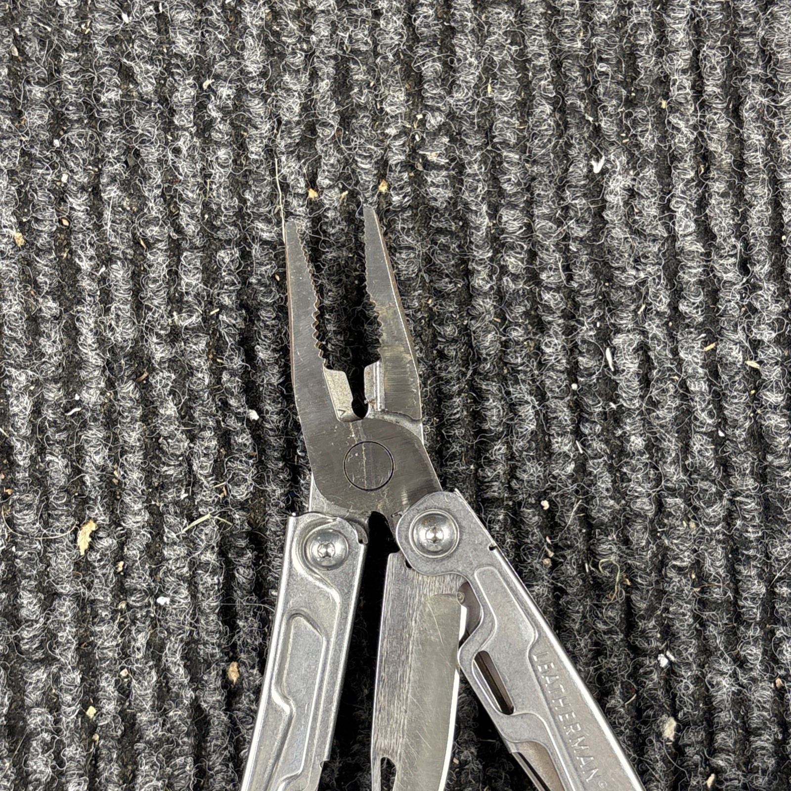 Leatherman Rev 3.8″ Multi-Tool, Stainless! USED (053)