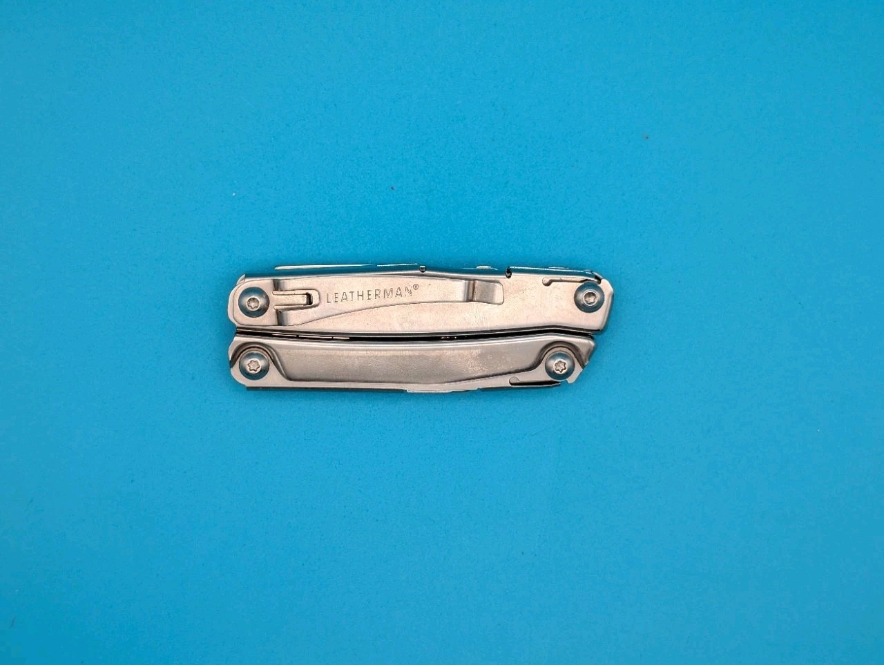 Leatherman Rev 3.8″ Multi-Tool, Stainless!