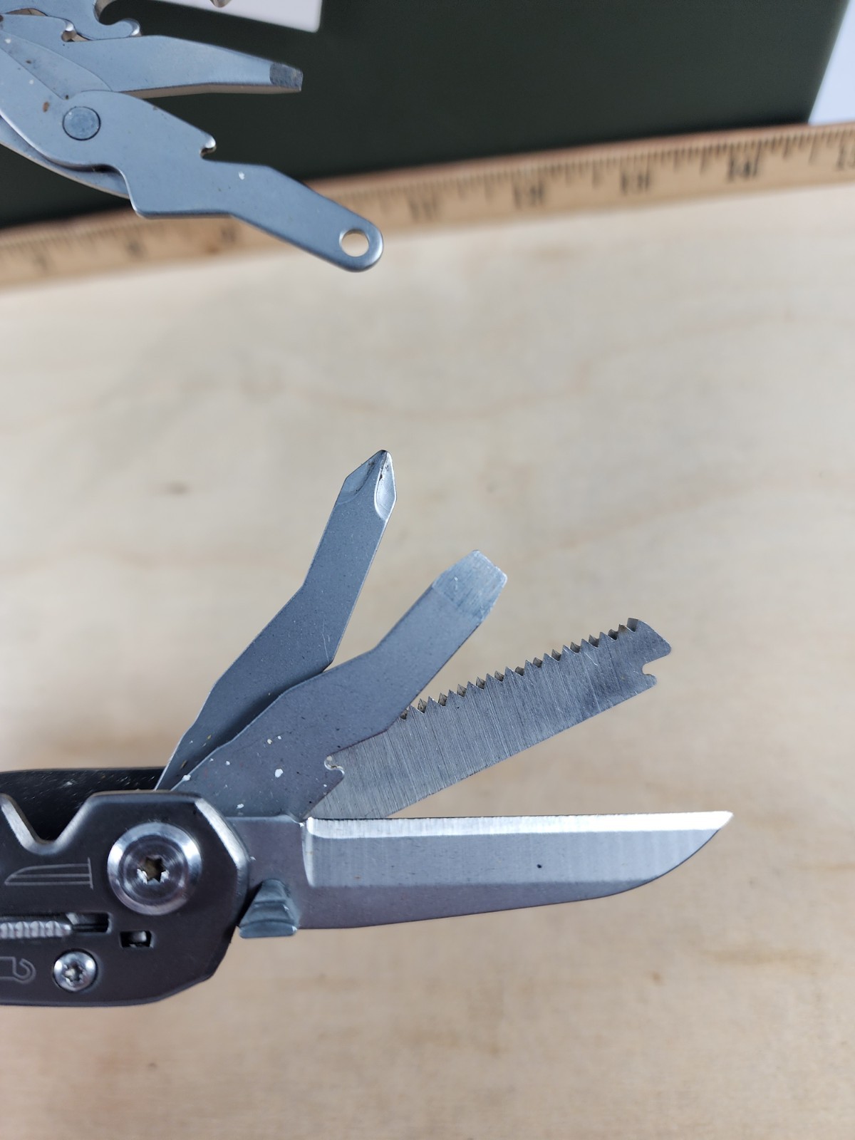 Gerber Suspension Multi-tool, Great condition. x1(ONE) per order