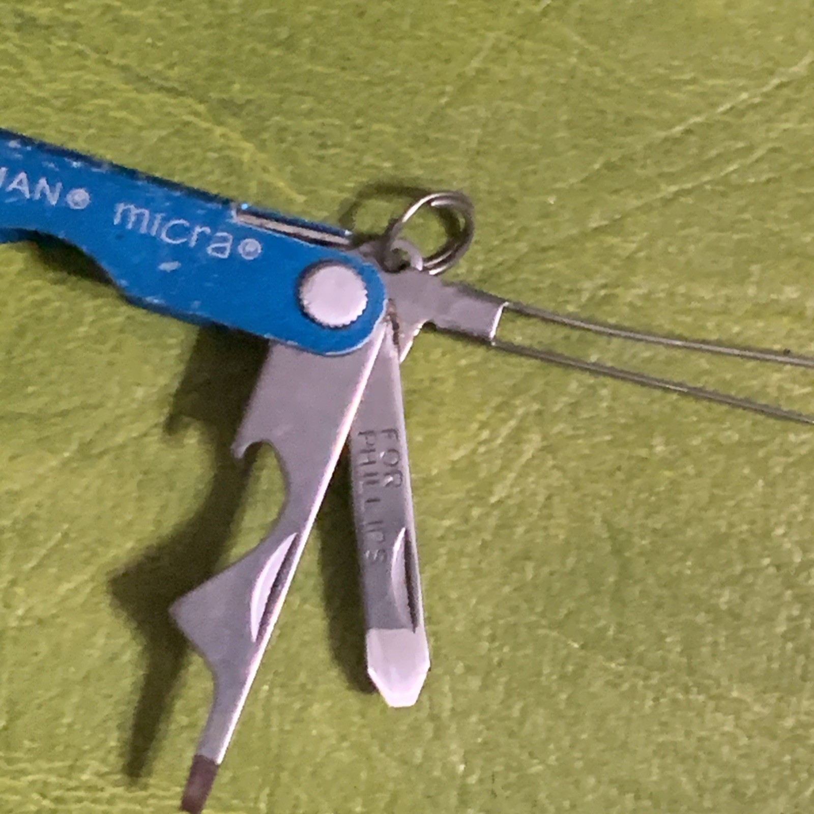 Leatherman Micra Mini Multi-Tool – Blue Anodized Alberta Clipper See Pics