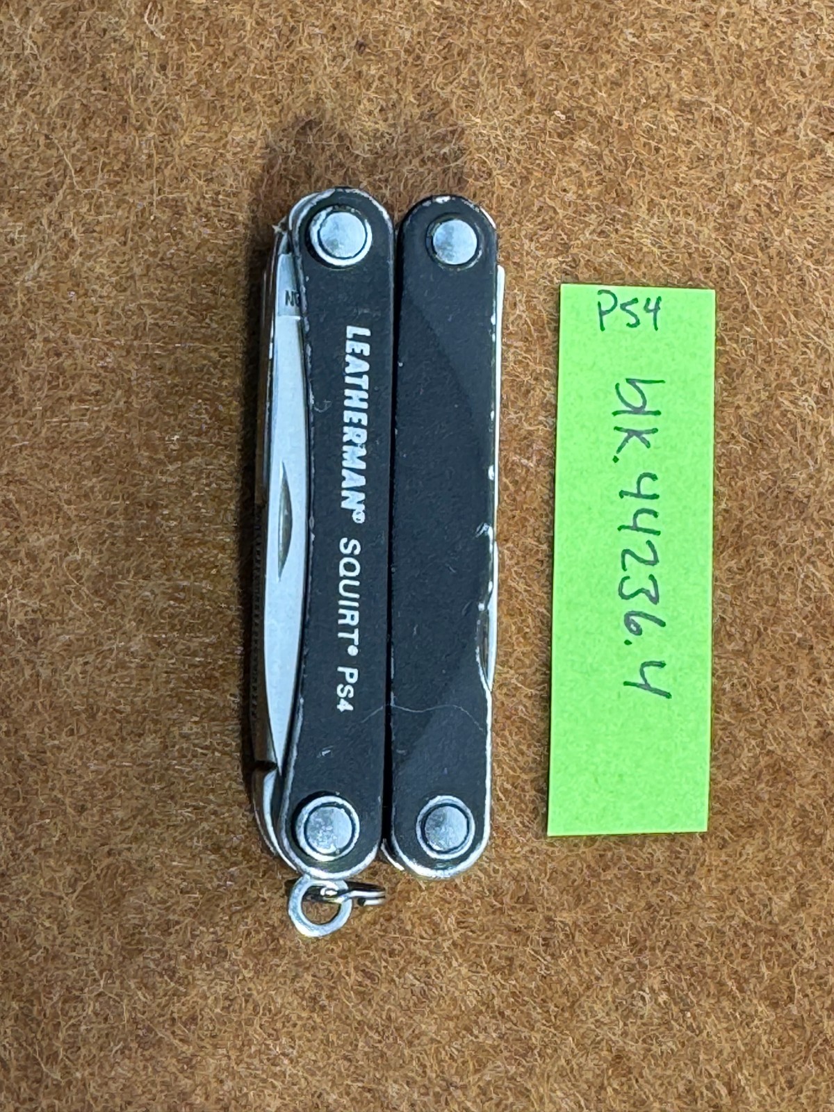 Leatherman Squirt PS4 Multi Tool, Knife, Pliers – Black