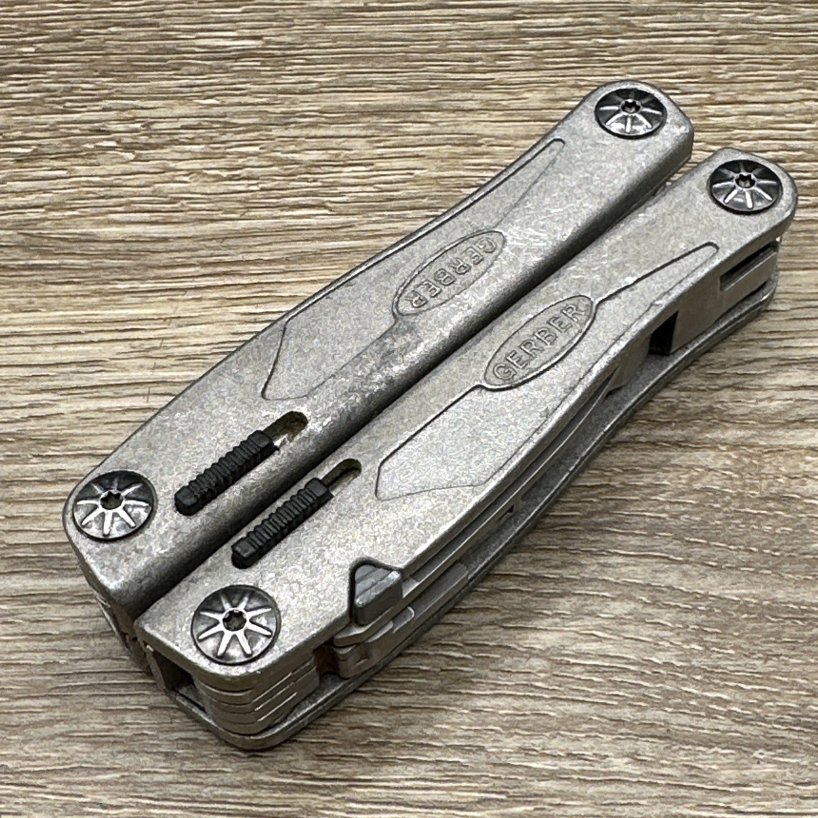 Gerber MP700 Urban Legend Multitool Great Condition Discontinued Rare USA