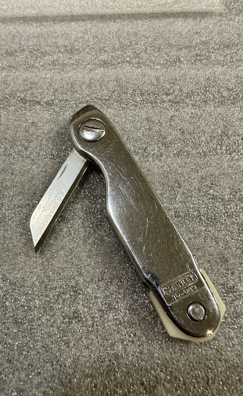 Vintage USA Pocket Tool Set: Leatherman Micra “PATS PEND” & Stanley 10-049 Knife