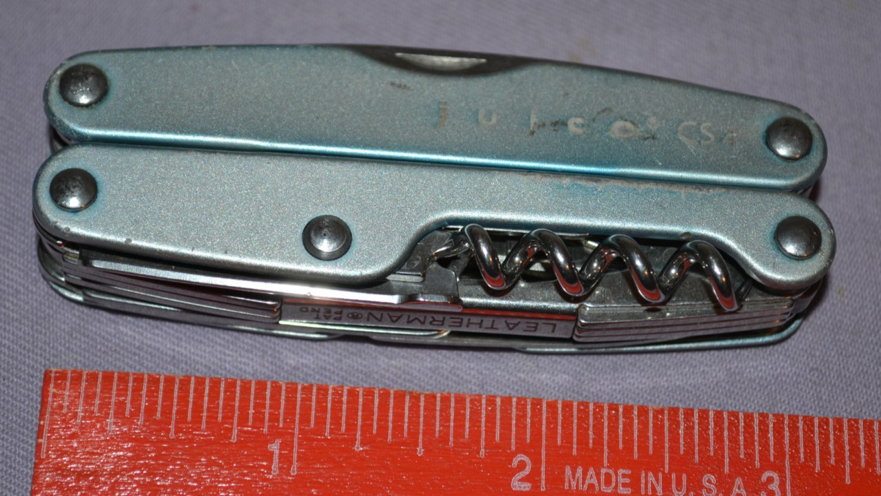 OEM Leatherman Juice CS4 Blue Multi-Tool Knife, Pliers Scissors, Other Tool-Good