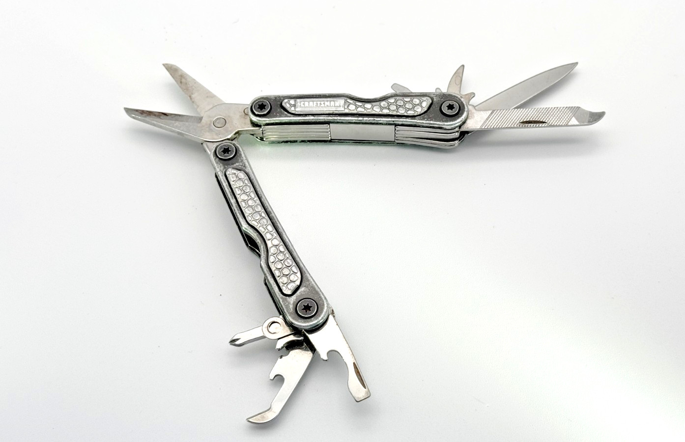 Craftsman Compact Multi-Tool Pliers Knife File Scissors Screwdrivers – Used