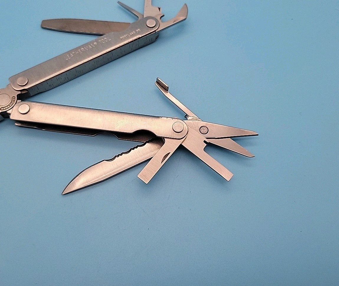 Leatherman PST II Multi-Tool w/ Scissors – Dated 0398 – Pliers, Knife, File,