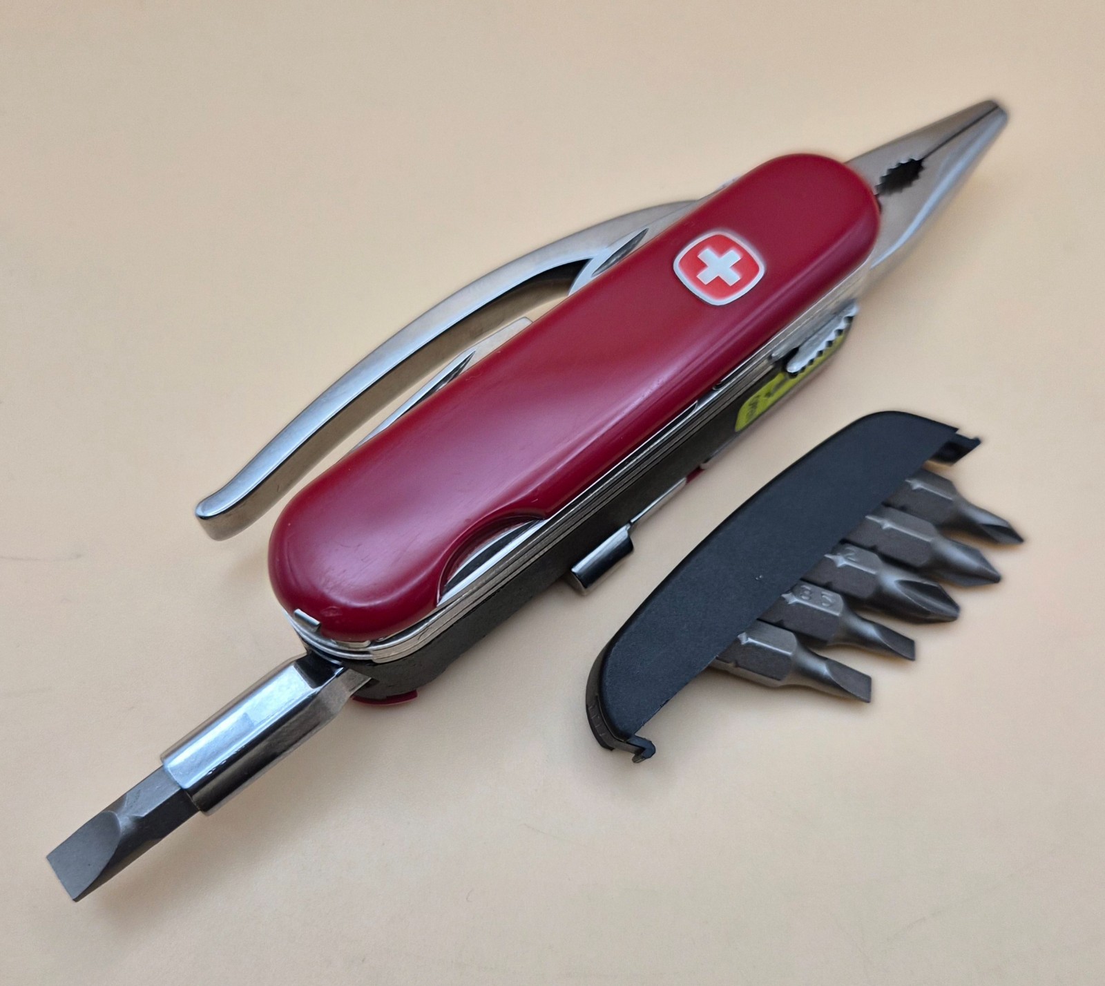 Wenger POCKET GRIP MINI GRIP Swiss Army Knife – Good Condition