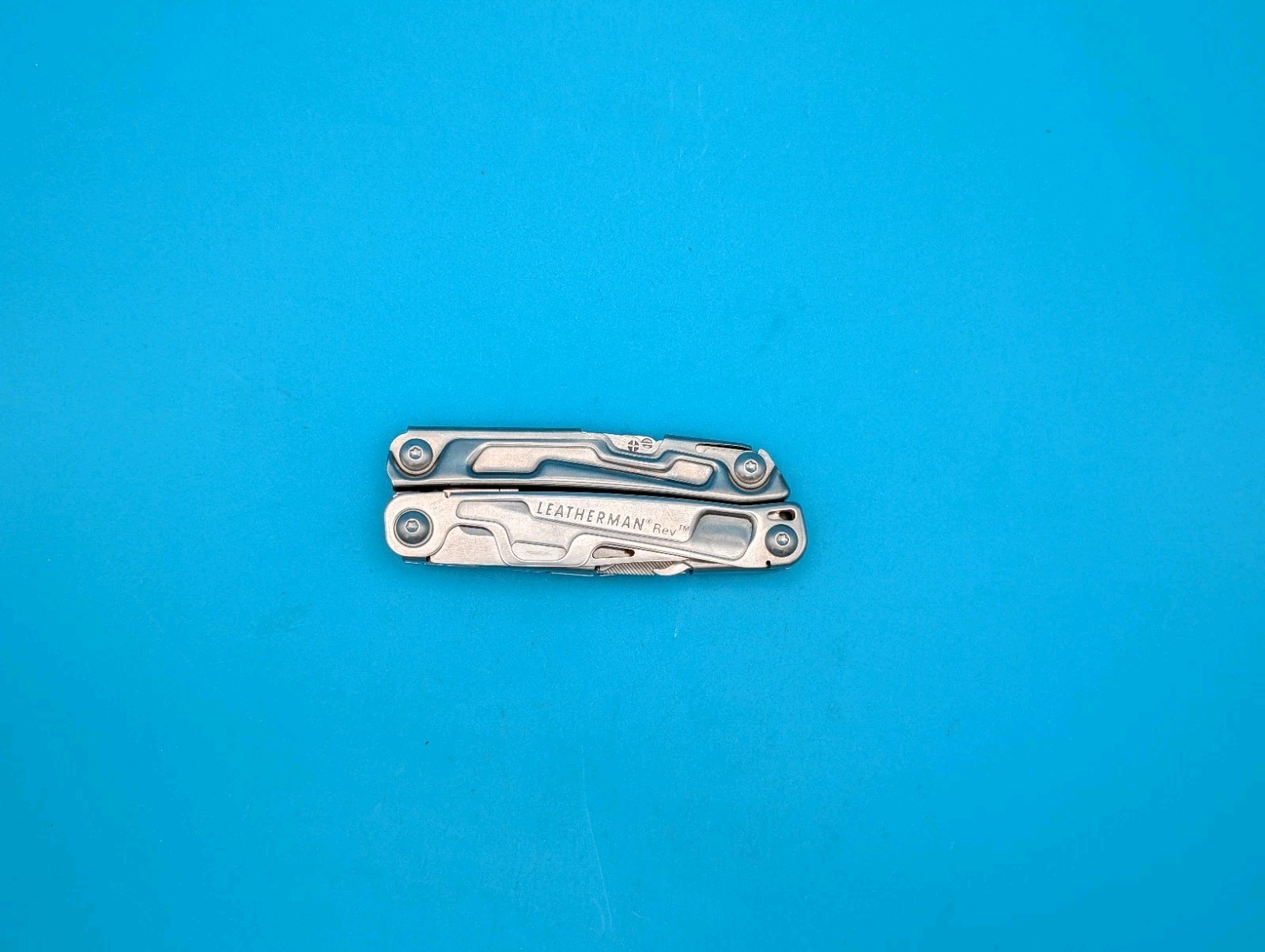 Leatherman Rev 3.8″ Multi-Tool, Stainless!