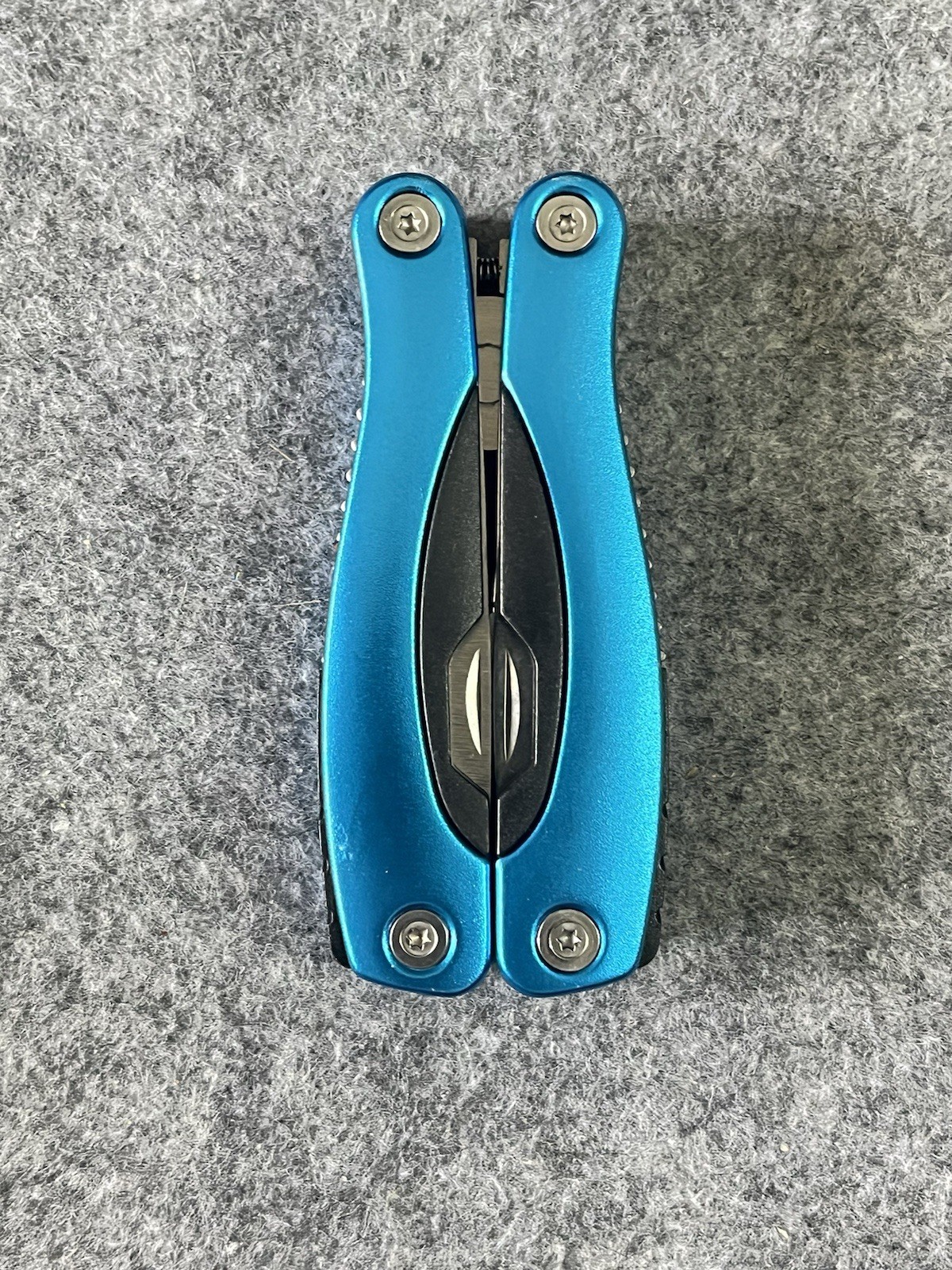 Camping/Hiking Survival Multi Pocket Tool Blue Alloy & Stainless Steel Design