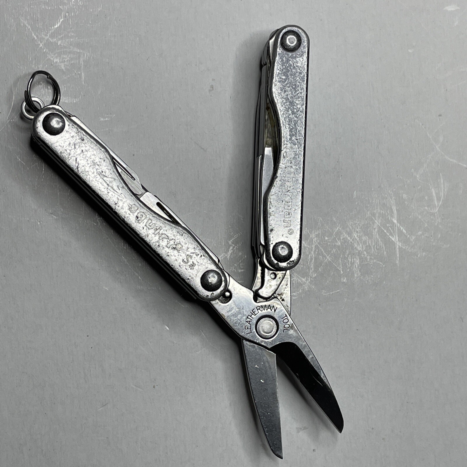 Leatherman Squirt S4 Stainless Steel Multitool Keychain – Parts or repair