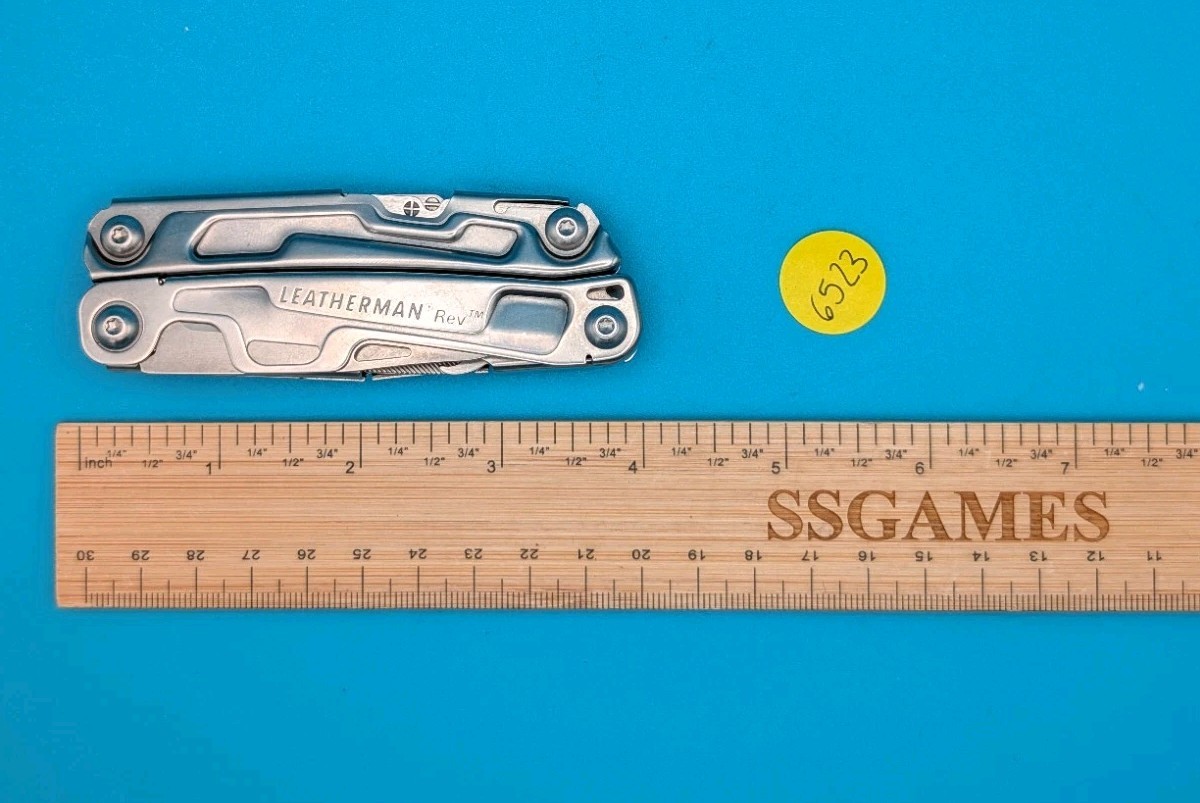 Leatherman Rev 3.8″ Multi-Tool, Stainless!