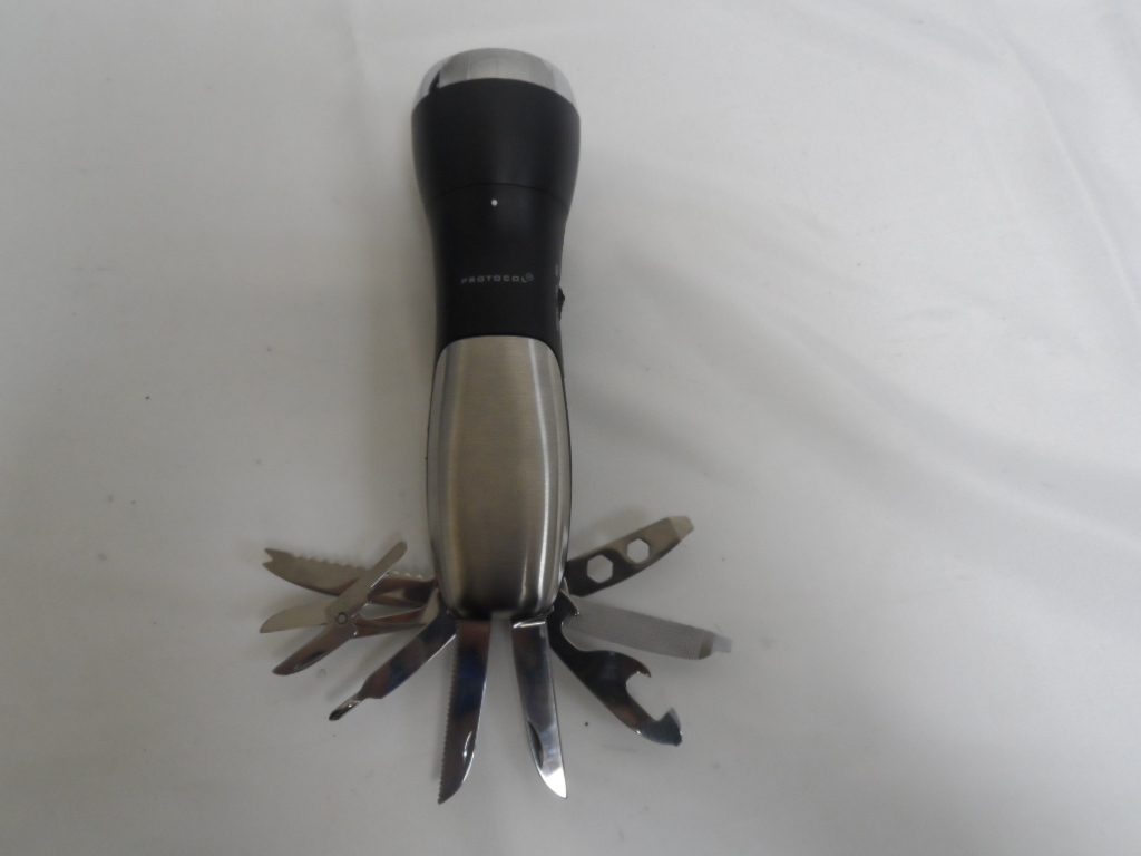 PROTOCOL MULTI TOOL FLASHLIGHT ***AS IS NOT WORKING 5988-7