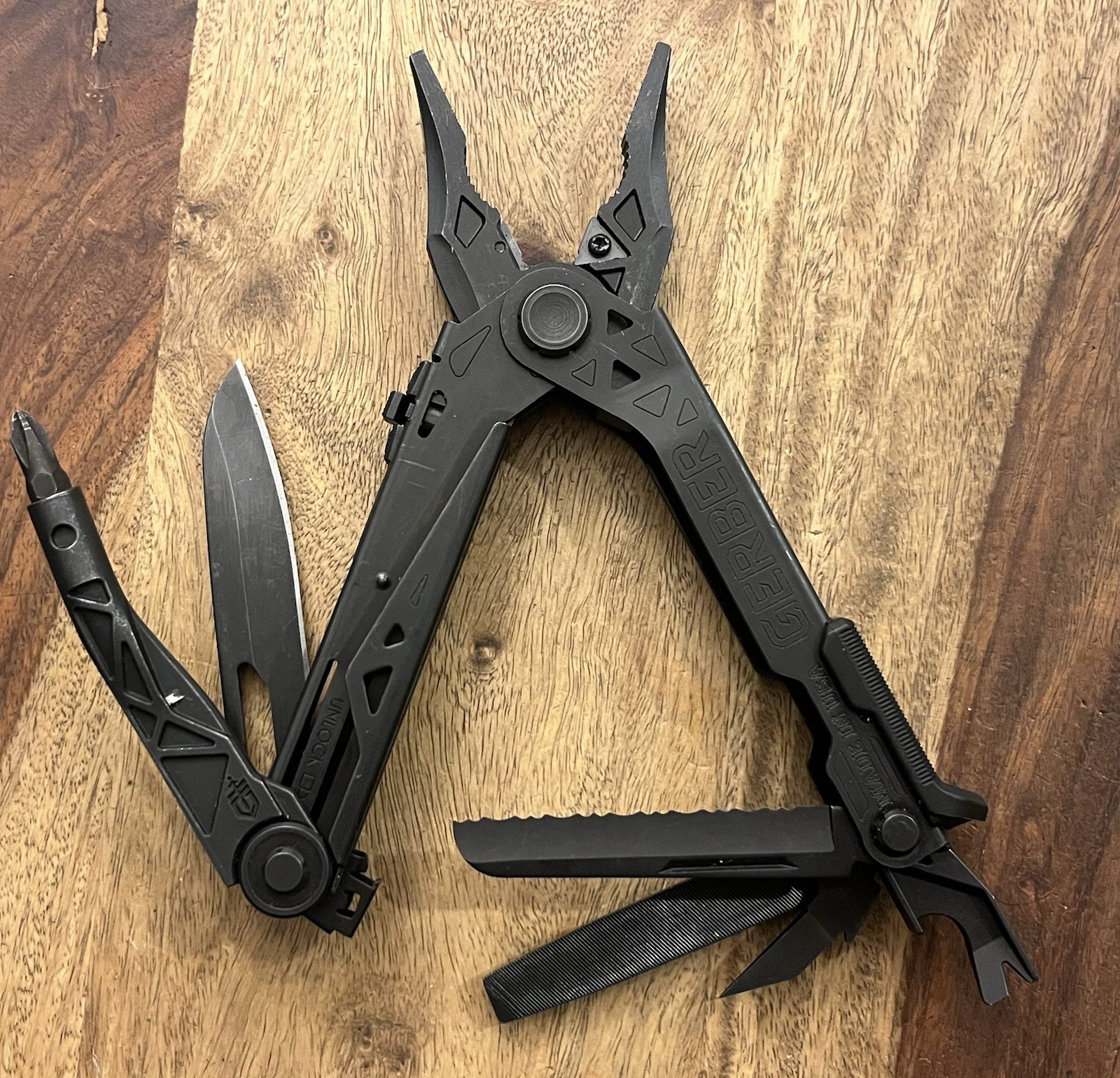 Gerber Center Drive Multi Tool Black USA Excellent Cond w/Sheath & US1 Lot Of 2