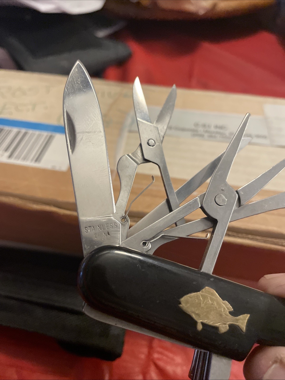 10 Blades MULTI PURPOSE CAMPING/CARRY KNIFE