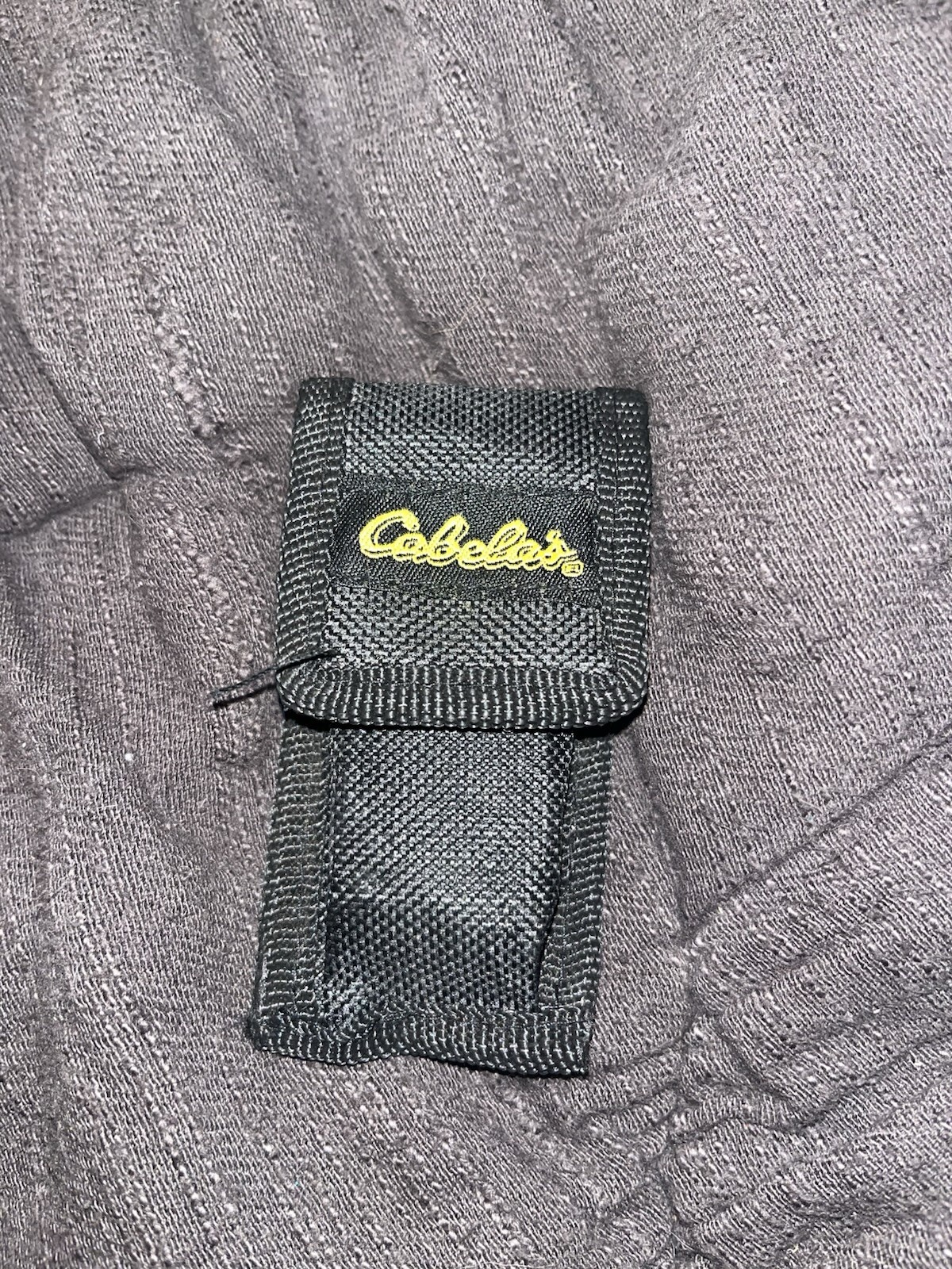 Cabelas Green Multitool w/flash Light And Case