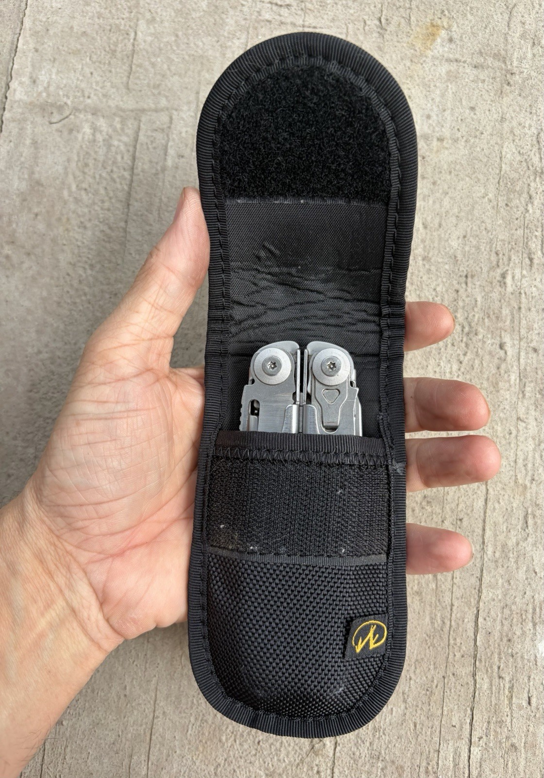 LEATHERMAN SURGE MULTI-TOOL IN BLACK NYLON SHEATH, EXCELLENT OVERALL USED!