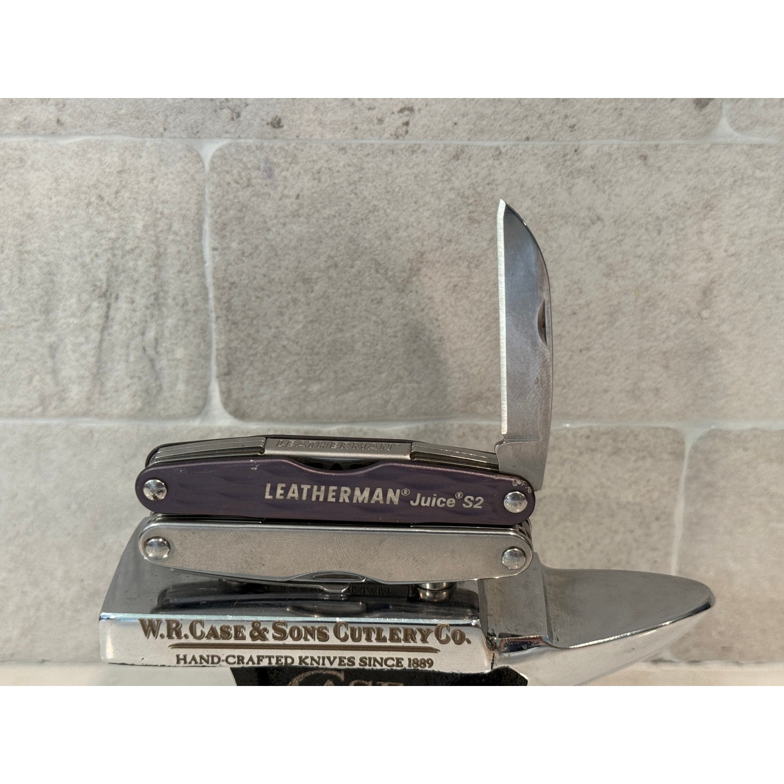 Leatherman Juice S2 Multi-Tool Gray Gen 2 Stainless Steel Pocket Knife Tool